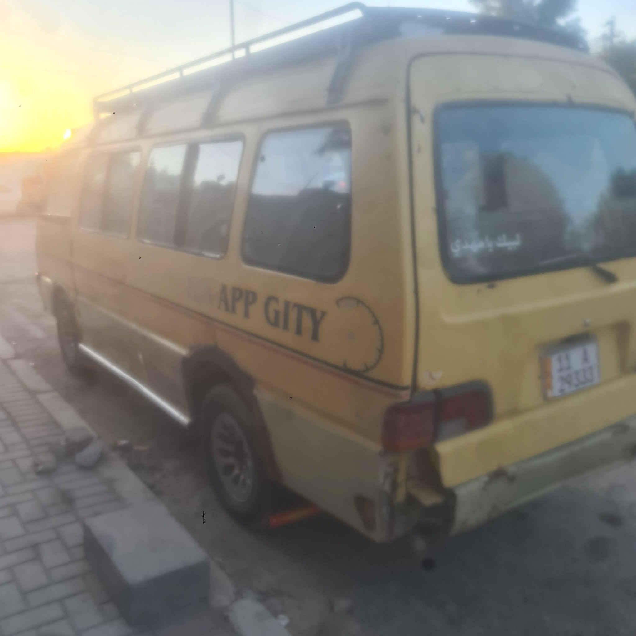 السلام عليكم... كيا اسيا موديل ١٩٩٤ بغداد انكليزي حمل مصفرة تحويل جديد محرك كير اكسل نظيفات ودسكات وبنزات وفلنجات خلفية وكلج جدد مكاني بغداد الدورة شارع الشرطة سعرها ٣٥ قفل قفل قفل ما بيها مجال رقمي ***********
