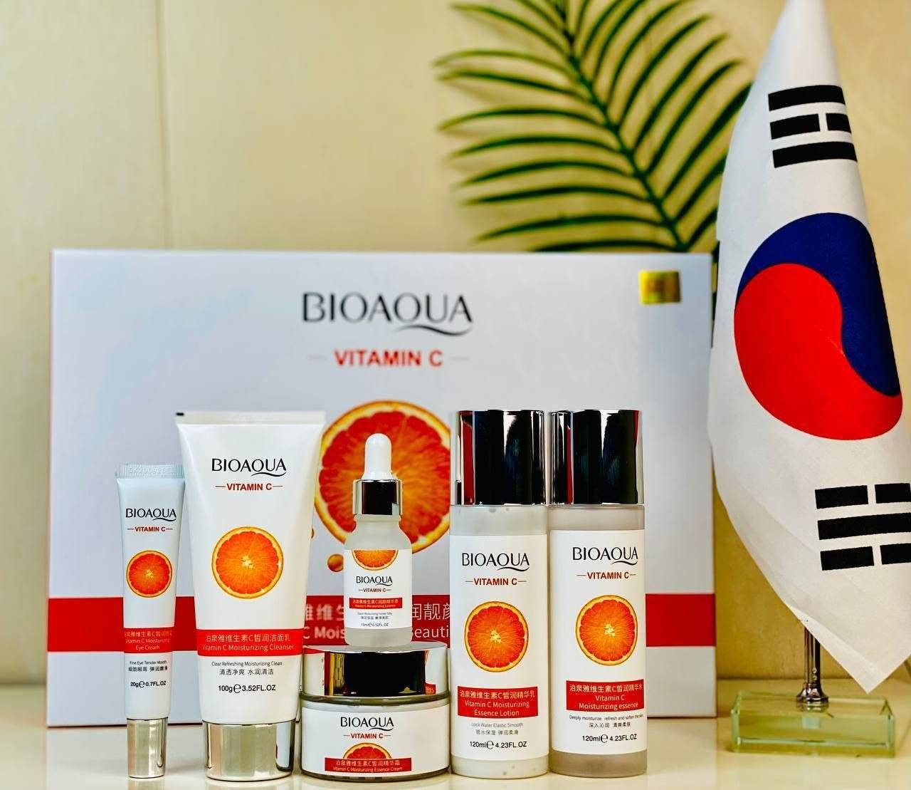 🍊بكج فيتامين C الكوري من شركة  بيواكوا الغنية عن التعريف 🇰🇷♨️
 #✅BIOAQUA VITAMIN C🍊💯
بكج عناية متكامل متكون من 6 قطع مهمة وضرورية للبشر
🍊مميزات البكج :-
✅ ترطيب البشرة وتغذيتها بقوة وعمق واعادة اشراقتها الرائعة تفتيح ملحوظ للبشرة تخليص البشرة من الزيوت الزائدة والقضاء على جفافها وحفظ الرطوبة لفترة طويلة lock water منتجات خفيفة على البشرة وغنية بمستخلص فيتامين سي الطبيعي يزيل الهالات السوداء حول العين نعومة رائعة واشراقة لا مثيل لها يعيد مرونة البشرة ويجعلها صحية اكثر 
✅ترتيب الاستخدام ومكونات البوكس:-
1. غسول فيتامين C مرتين باليوم صباحاً ومساءاً حجمه 100g
2. تونر فيتامين C مرة صباحاً بعد تنظيف البشرة حجمه 200ml
3. كريم فيتامين Cنهاري يستخدم مرة اثناء النهار. ك برايمر قبل المكياج او واقي الشمس حجمه 50g
4. سيروم فيتامين C مساءاً بعد تنظيف البشرة للوجه والرقبة حجمه 30ml. 
5. كريم فيتامين للعين Vitamin C cream مساءاً قبل النوم يستخدم تحت العين حجمه 20g
6. لوشن فيتامين C  emulsion 
مساءاً قبل النوم للوجه والرقبة واليدين حجمه 200ml 
#الاصلي المنشأ كوريا 🇰🇷💯
سعر الدرزن 
يوجد لدينا توصيل الجميع محافظات العراق✔️✔️


**إذا كنت صاحب هذا الإعلان وتريد حذفه لأي سبب، رجاءا أرسل رسالة إلى الدعم الفني**