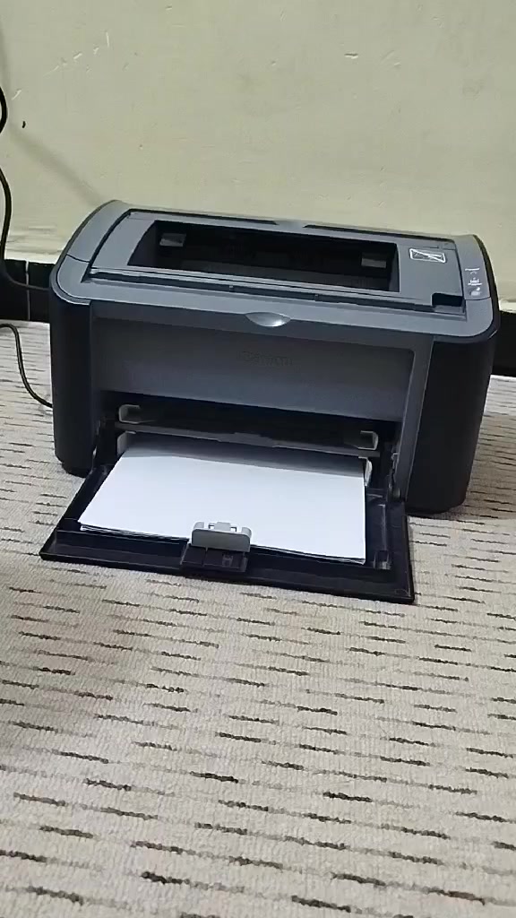 طابعة كانون LBP2900 نظيفة ابيض واسود سحب فقط كاترج باودر سعرها ١٠٠ وبيها مجال مكاني بابل


**إذا كنت صاحب هذا الإعلان وتريد حذفه لأي سبب، رجاءا أرسل رسالة إلى الدعم الفني**