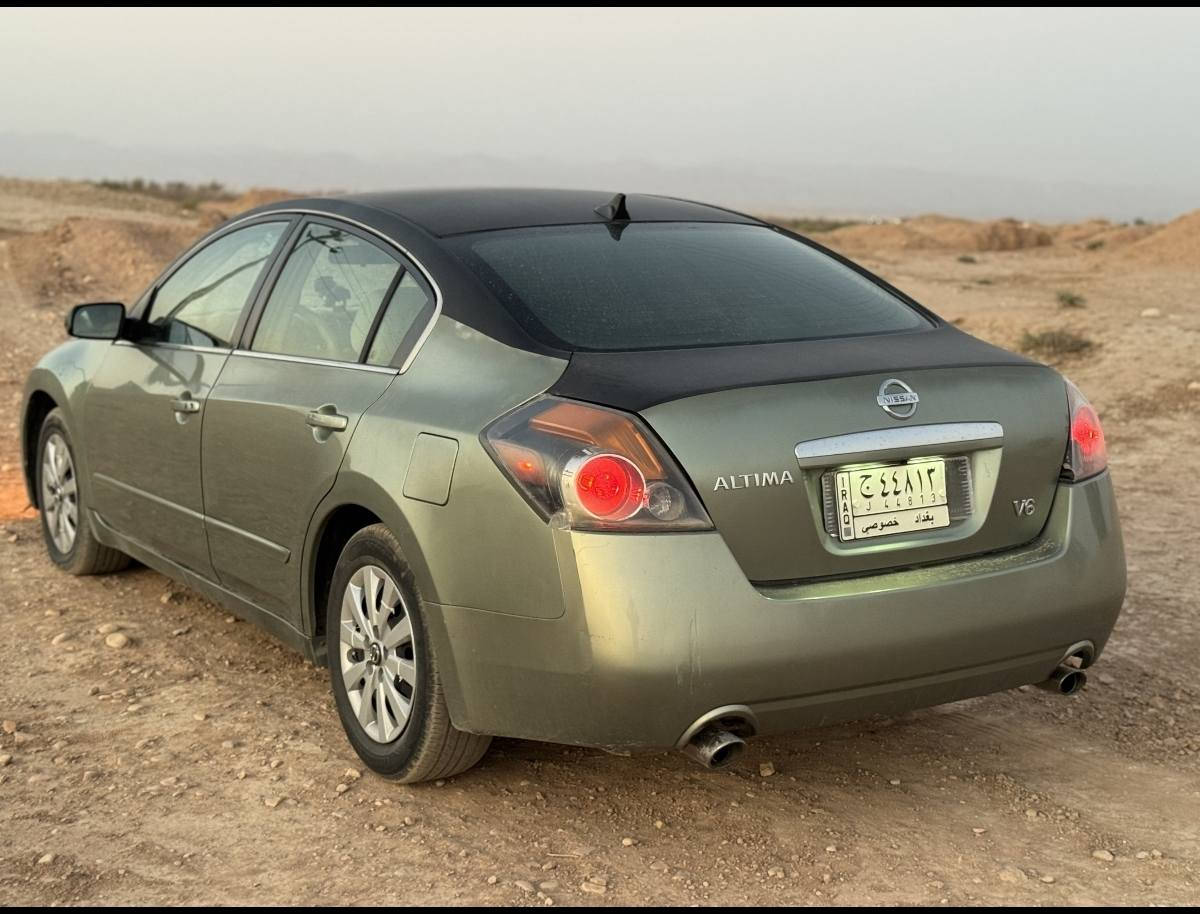 نيسان التيما 2008 كير محرك مكفول 3 قطع صبغ اثر جراد بدون اي حادث او ضربه واكو بل قماره ايضا جراد باقي تفاصيل اتصال ***********
مكان ديالى مندلي السعر 85 بي مجال
