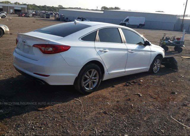 السلام عليكم سوناتا موديل 15 بيهه حادث دعاميه اماميه بس امريكيه السياره سياره نضيفه صدر امامي خلفي جديد بلعراق صار بيهه جاملغ خلفي بس بدون دواخل تلاث انضمه قياده
كشن كهرباء 
محرك 2400
***********
