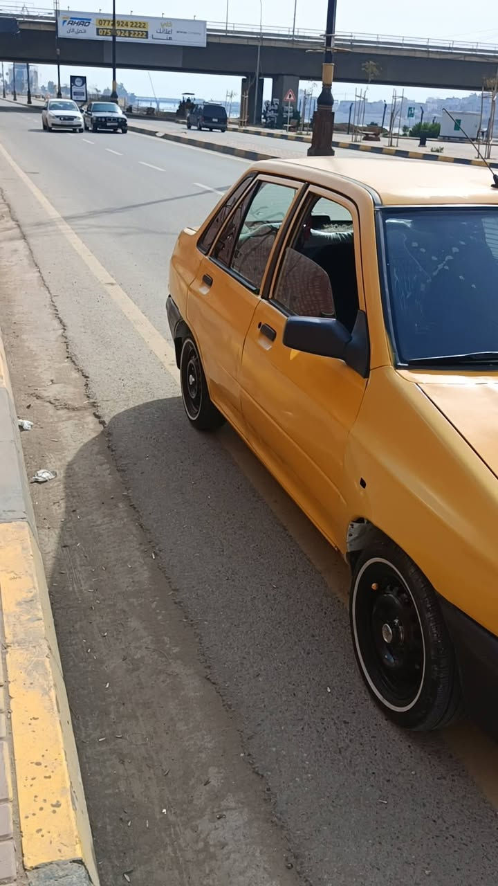 سلام عليكم سياره سايبه للبيع موديل 2011 سنويه مشروع وطني يعني تحويله بل موصل غاية 2027 طخم تايرة خط ابيظ جدد كير شرط محرك بي بداية بخار شرط التحويل حداديه جديد ما بيه اي خيسان شواصي مصلحة السعر 20 ***********
