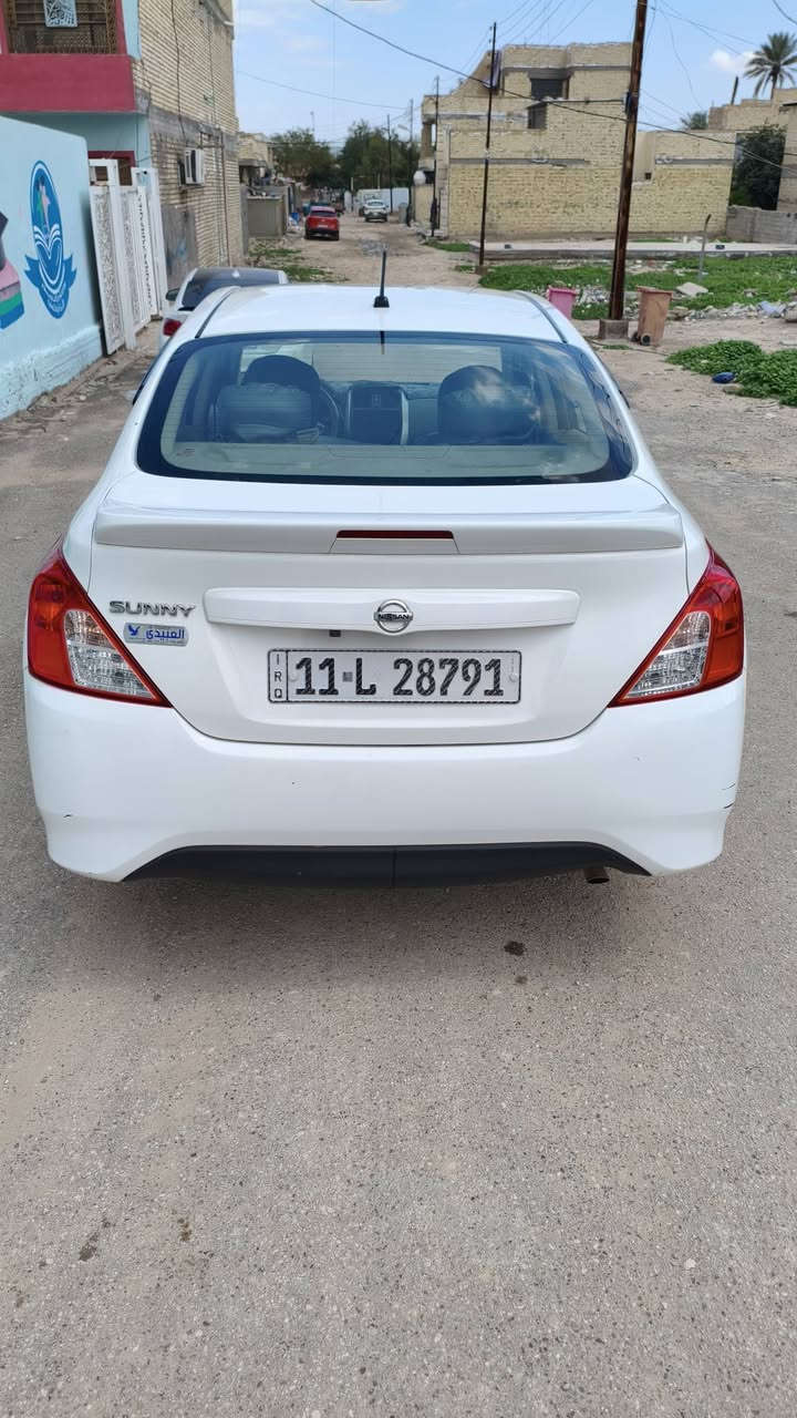 نيسان صني 24
رقم بغداد
ويل كب 
اشايـُر  مري
تبريد قطعتين 
سياره بعدهه جديده لا شخط ولا طخه كفاله عامه
السعر ،،123 وبيهه مجال قليل 
***********
