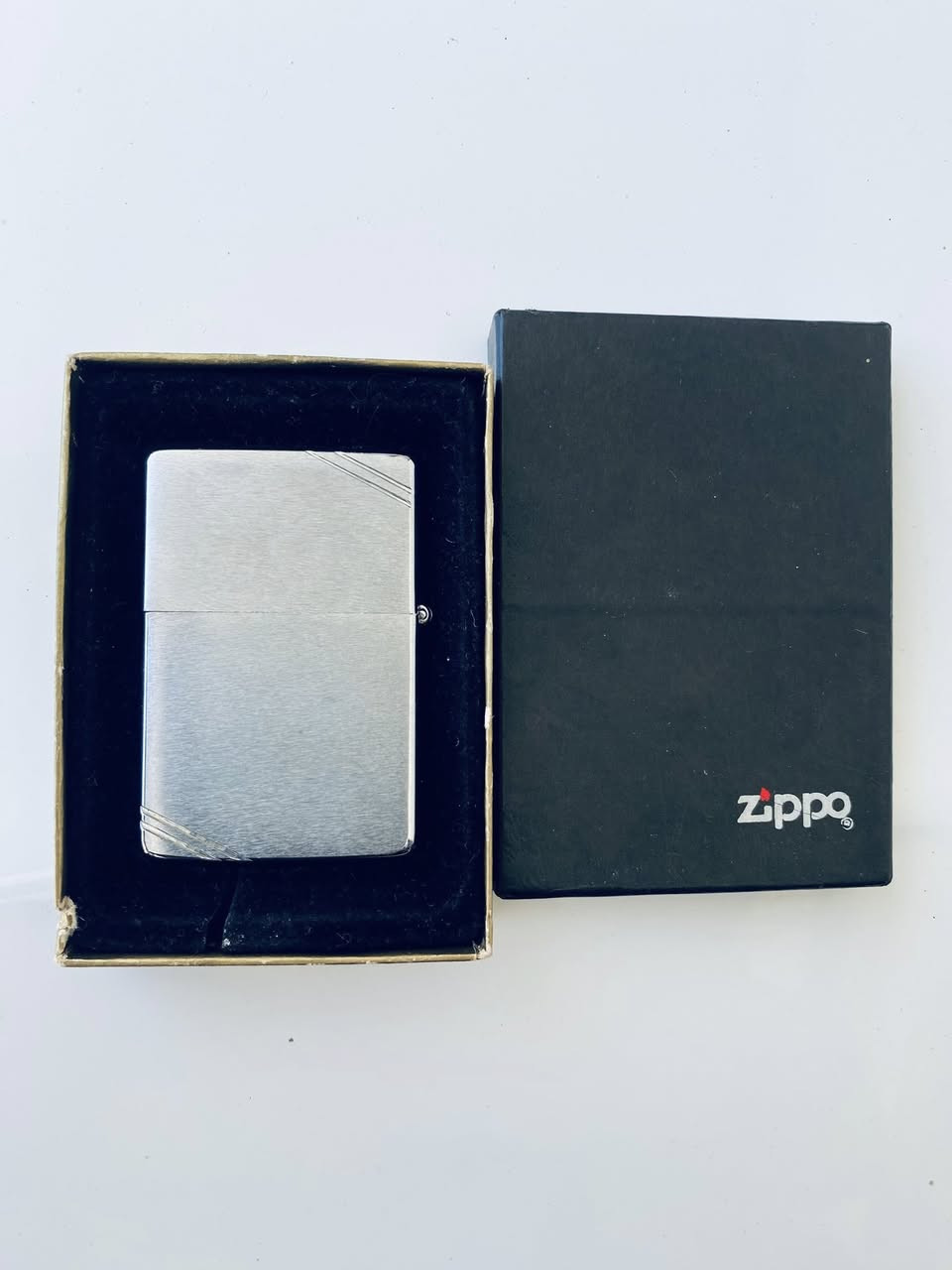 قداح زيبو ZIPPO  امريكي الاصلي 🇺🇸 USA  مخزن غير مستخدم سعر25 الف


**إذا كنت صاحب هذا الإعلان وتريد حذفه لأي سبب، رجاءا أرسل رسالة إلى الدعم الفني**