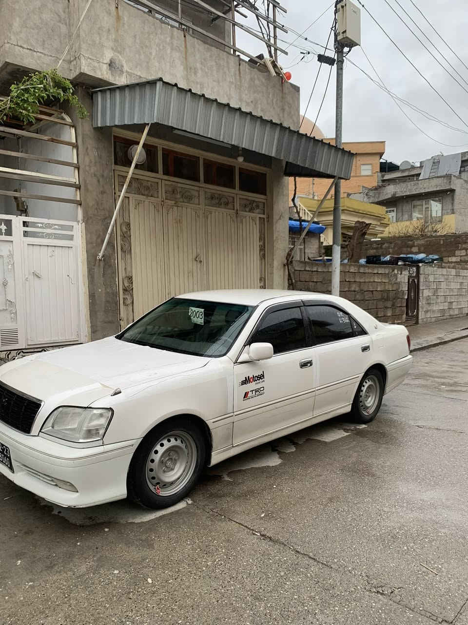 سڵاوی خوای گەورەتان لێبێ مەلیکە ٢٠٠١ بڕاوە دیفۆڕی بچوک ٢ دوگمەو پەردە  کامل مەسرەف کراوە  ناو زەرد ڕۆنی تازە گۆڕاوە ٤ تایەی تازە خراوەتە ژێری دەعم و لێدراوی نیە نرخ ٣٩ گەڵاو کەمێک مەجال 
***********🤍
