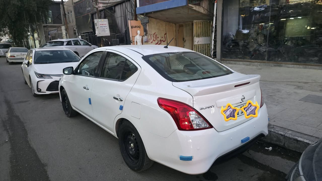 سني مصري ماشيه 8الاف اخو زيرو مكفوله رقم شمالي   سعر 127
***********
