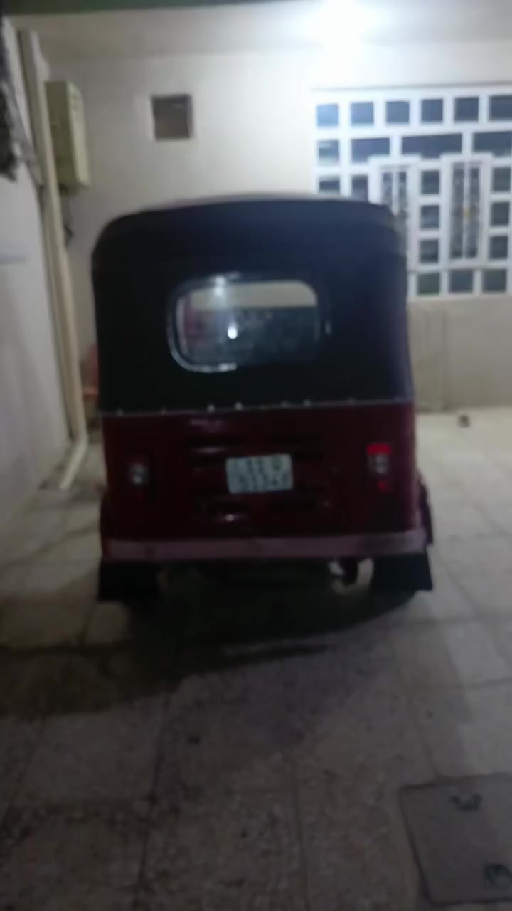 للبيع موديل 17طابه 18 معمره تعميرعام وصبغ عام مكينه عشرين غراض كله جديد مكاني الزعفرانيه سعرها اربعه وسبعميه وبيها مجال للستفسار ***********
