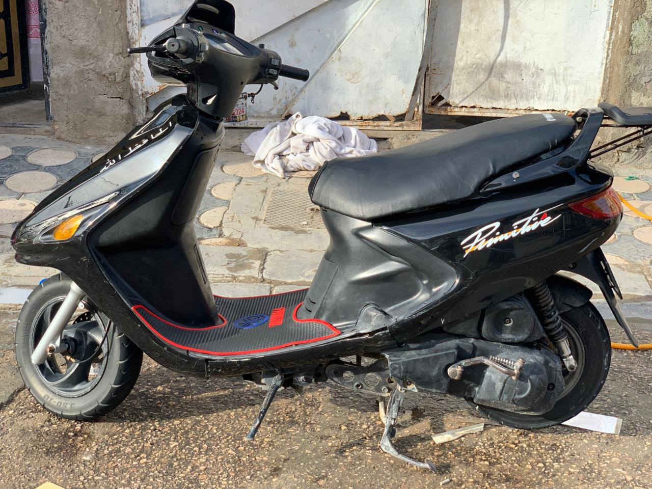 سلام عليكم دراجه فراشه فحل نضفتها مال حاويه دراجه كامله كهربائيت كلها شغله مكاني نجف السعر 500 بيها مجال الشراي رقمي ‏‪0786 701 0938‬‏
