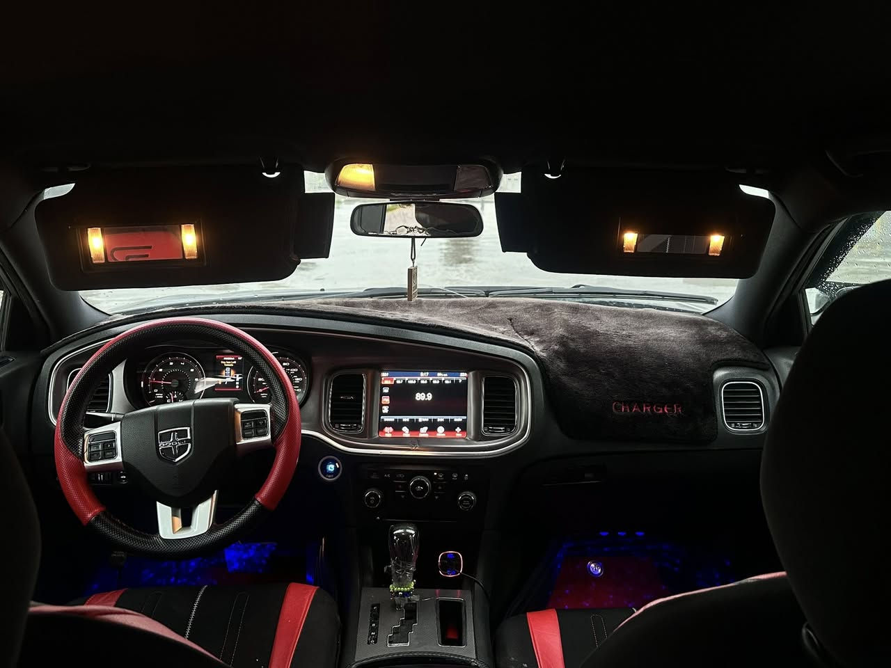 60$✅ دۆج چارجەر  2014 بڕاوەی لیزەری
شوێن : کەلار سمود  ***********

6پستۆنی مەرغوب بەنزین زۆر کەم ئەخوا زۆر بە قوەت
گێڕ و مەکینەی بەشەرت بێ نوقسانی بێ تەقەو ڕەقە
شاشە گەورە ئیکۆ ٣ مۆد لیخوڕین عادی تۆماتیک سپۆرت
٤ تایەی تازە ناو غوڕفەی زۆر جوان  سیستەم ئێم پی فایەر
تەبرید سارد و گەرم  ئاوینە کارەبا کوشن کارەبا کوشن هیتەر
سوکان ڤۆلیۆم تحدید سرعە تراکشن  
بێ دەعم و لێدراو سەقف و حیزام بە شەرت
گۆڕینەوە ئەکەم لەگەڵ پاترۆڵ یان شاهینە سەیارەی تر مەنێرە
l
