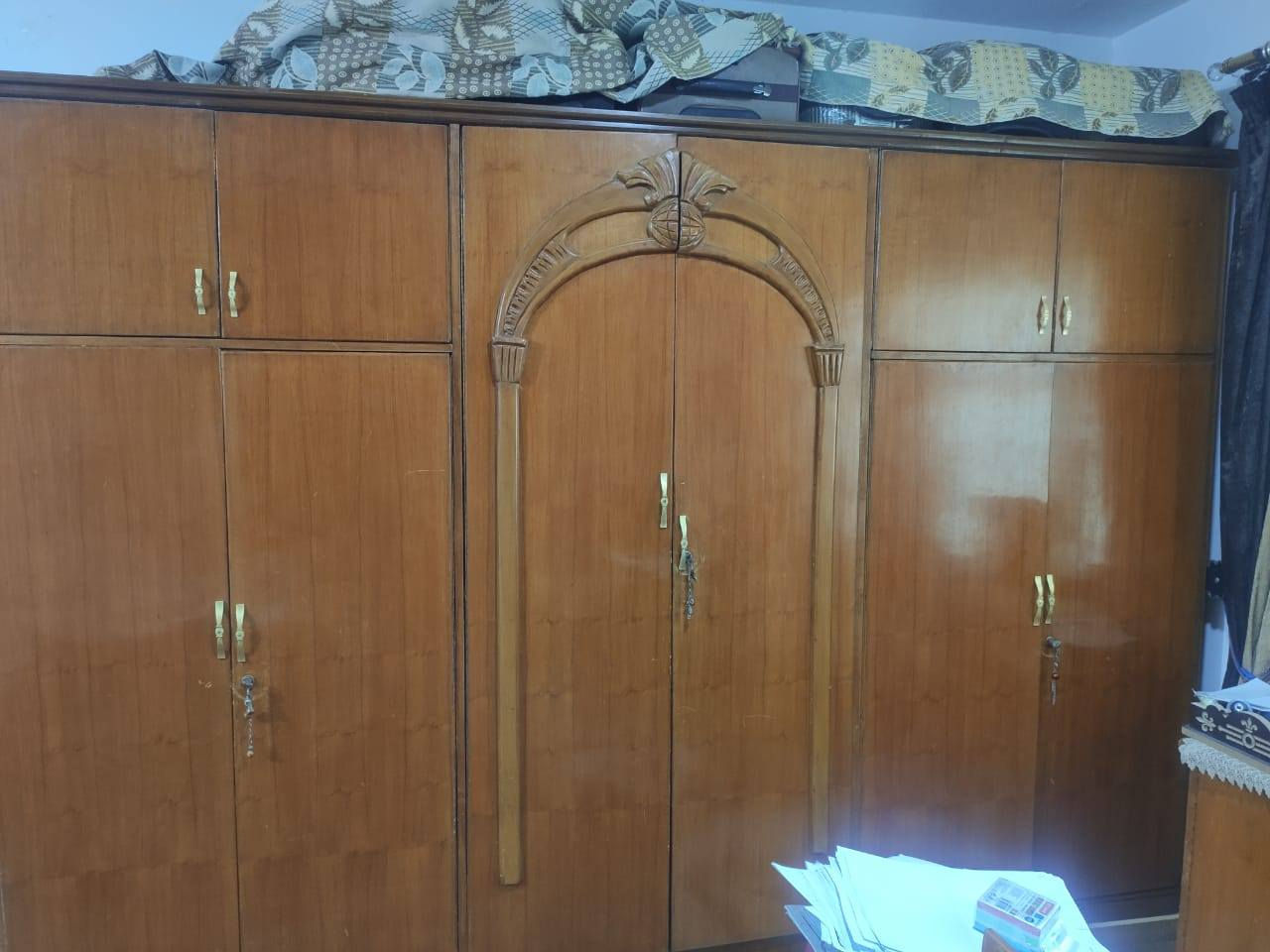 تخم قنفات تسكام صاج ملكي اخو الجديد كلش نظيف وجاهز مابي اي ضرر يتكون من 5 قطع 10 نفرات السعر 325     غرفه نوم تسكام عراقي صاج طابقين كلش نظيفه وجاهزه مابيها اي ضرر 6 ابواب السعر 275  العنوان نجف حي العسكري شارع السبيس السايدين خلف سوق المخضر مجمع النبأ العظيم *********** واتساب
