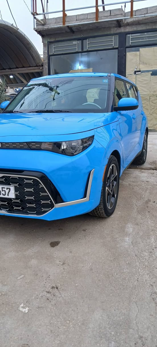 السلام عليكم
صول موديل 2023
السعر 170 وبيها مجال 

السياره جديده فول مواصفات فتحه بصمه شاشه جبير 

كربلاء المقدسه  السياره مكينه 2000دوش 

ماشيه 11 آلاف بسمي الاستفسار ***********
