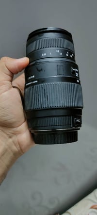 عدسه كانون للبيع  75-300 نضيفه كلش اي خلل ما بيه  السعر 125الف  يوجد ت...