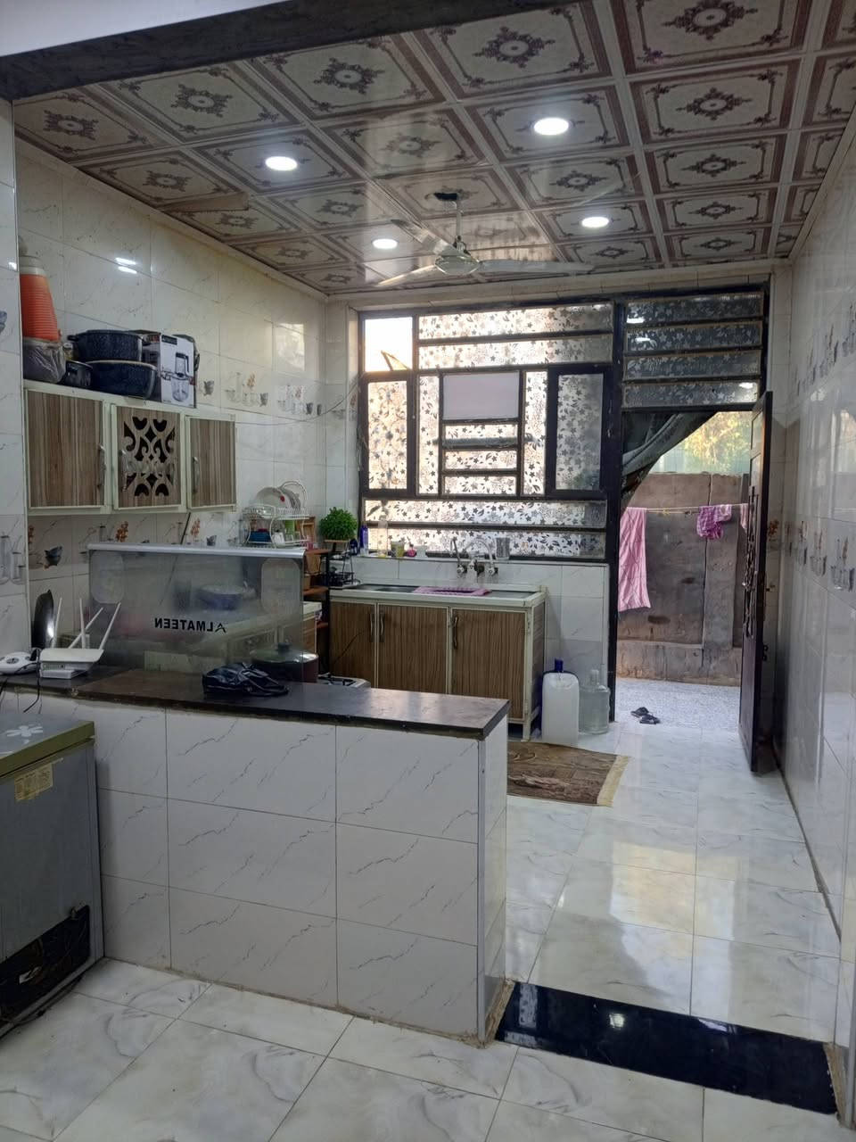 دار للبيع المساحه 110/متر طابقين 

حله ابو خستاوي مقابل حي ضباط الثانيه خدمات كامله 

طابو زراعي سند 25 تحويل 

قريب علا شارع 30/مال حي ضباط الثانيه 

السعر مناسب//***********
