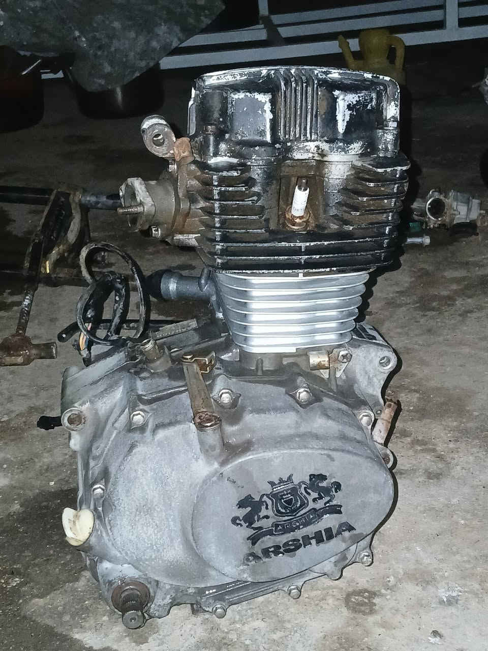 متوفر توصيل 📍
يا الله سلام عليكم شاصي ارشه كلك للبيع 
محرك شغال 
سبايدر طياري 
وياله كامله امامي وخلفي كامل هوه والتاير 
واكو بعد غراض واتساب ***********
بس تعامل اطلع كبل مكاني بابل الحمزه الغربي الغزالي
