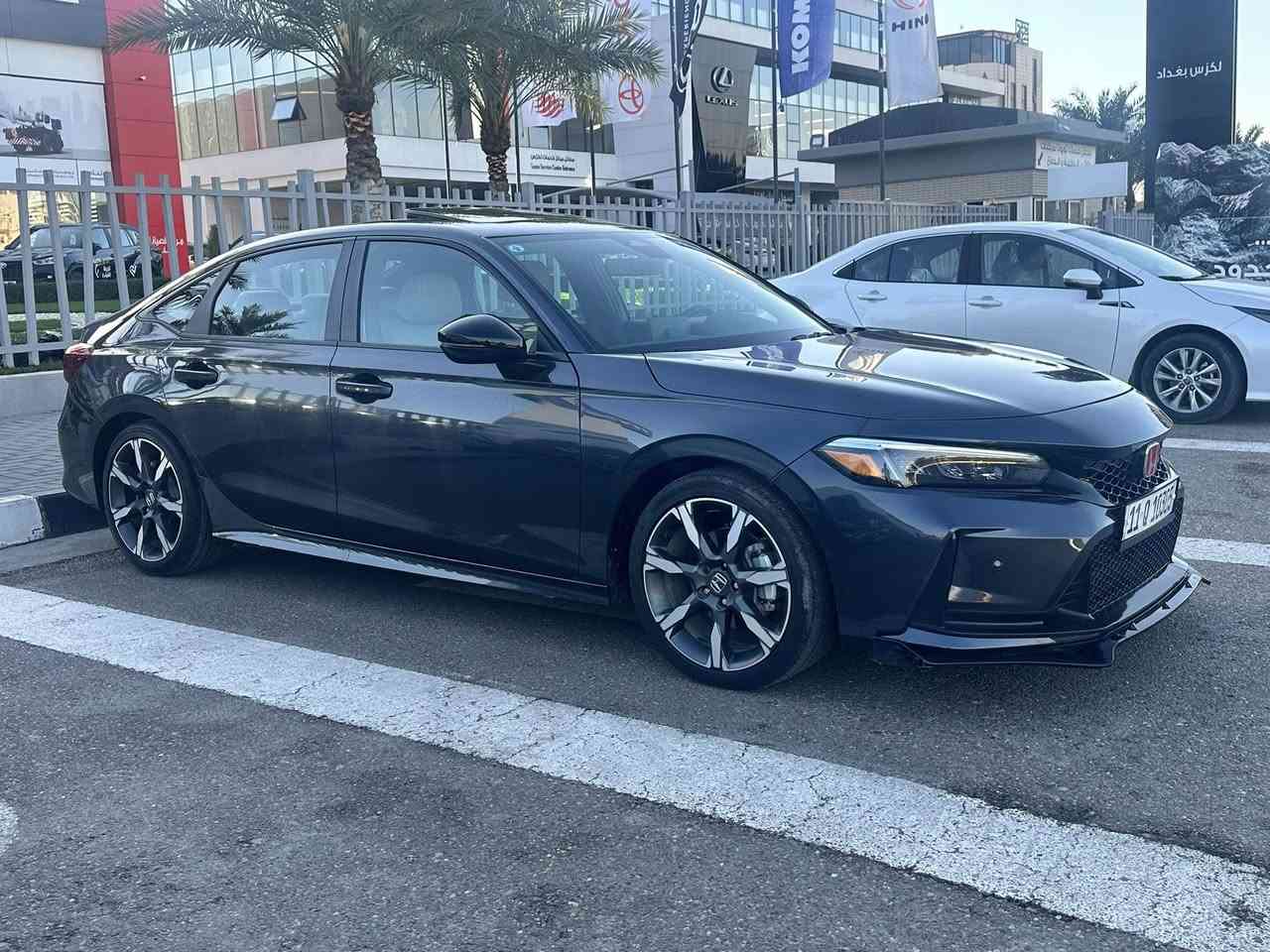 السلام عليكم

للبيع  
سفك 2025  هايبرد 
فئة تورنك معروفه 
صور حادث مرفقة
فتحا 
بصمة 
دمامات بوس 
شاشة كبيرة 
كاميرا دوارة 
نقطة عمياء 
كشنات جلد 
تدفئة ستيرن 
تحكمات ستيرن 
شفتات ستيرن 
تشغيل عن بعد 
تحديد مسار 
توقف ذاتي 
أربع وضعيات قيادة 
اوتو هولد 
سايد بريك بصمة 
محرك 2.0 هايبرد 
اعلى مواصفات بالسفك  
رقم بغداد 
ضررها موضح بالصور
ماشيه 5000قابل الزيادة 
سعرها 155 وبي مجال 
مكان السياره سيدية او الدوره 

***********
