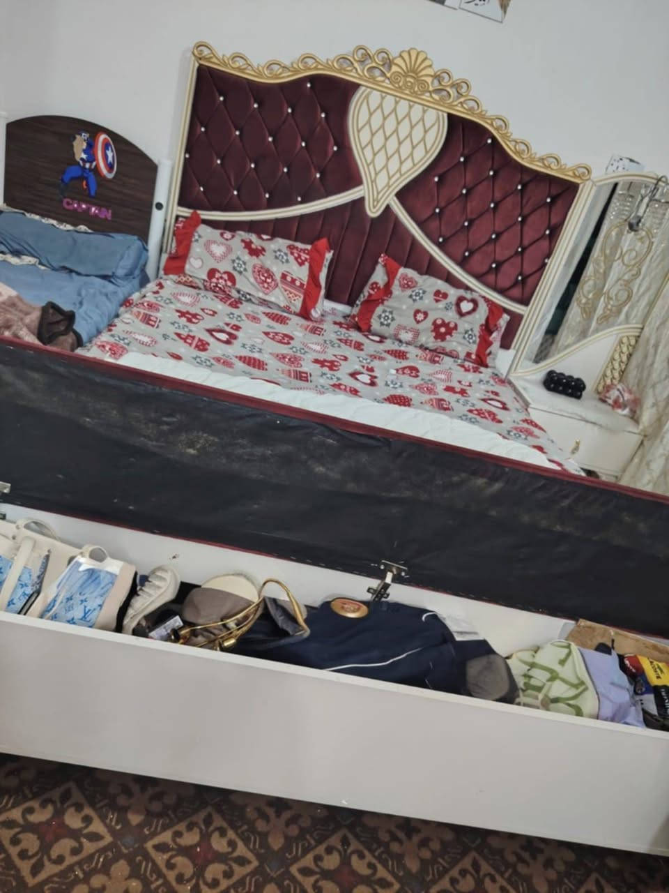 غرفه تركي  مستخدم عشر قطع للبيع بيها ضرر بسيط بباب ميز التواليت واضح بالصوره 
السعر 425 وبيها مجال بسيط للشراي
العنوان النجف ابو صخير ￼


**إذا كنت صاحب هذا الإعلان وتريد حذفه لأي سبب، رجاءا أرسل رسالة إلى الدعم الفني**