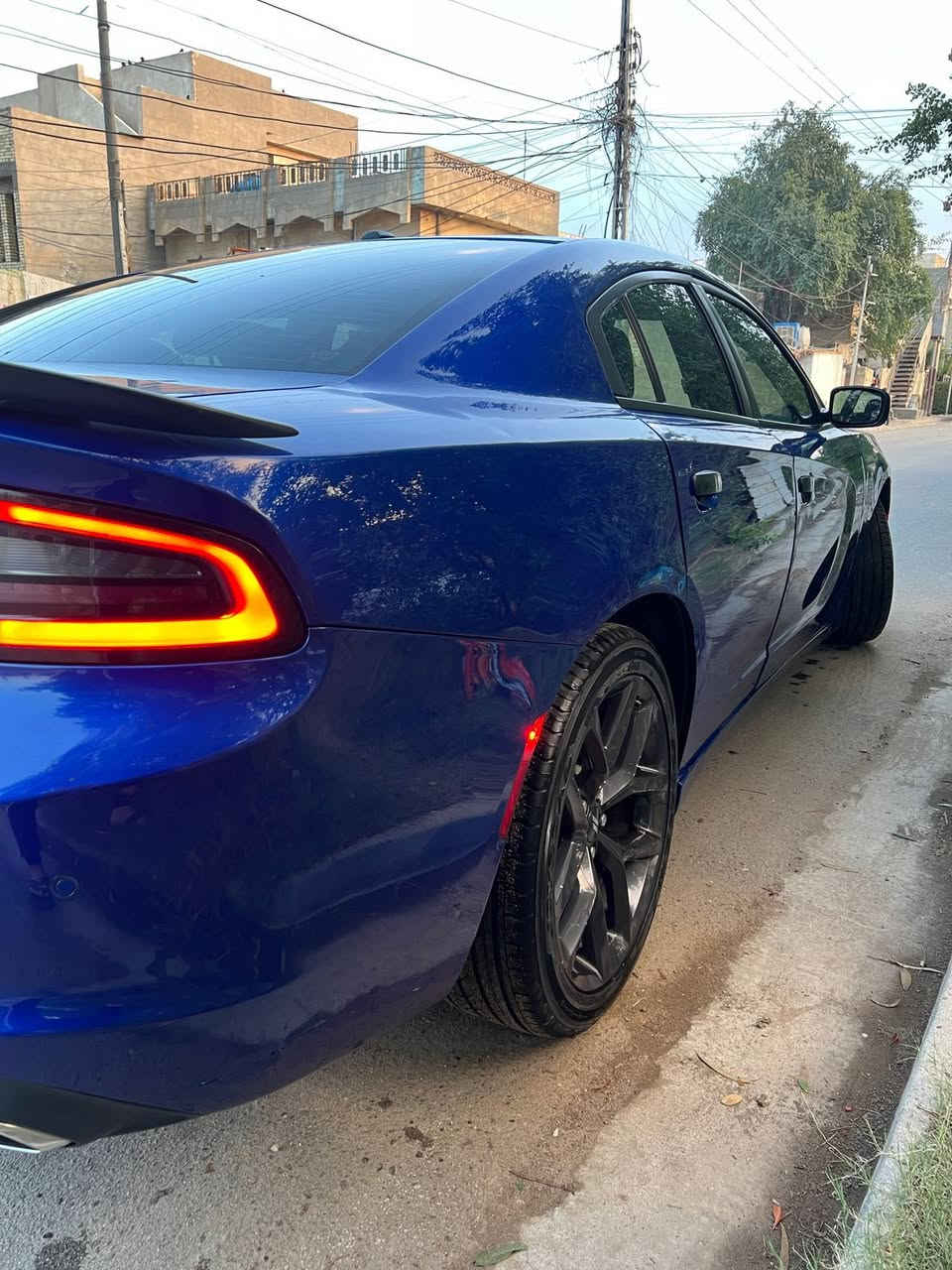 سلام عليكم جارجر للبيع 2020 sxt   حادثه بابتين  مبدل نفس لون عنوان بغداد حي البنوك *********** السعر 220 $
