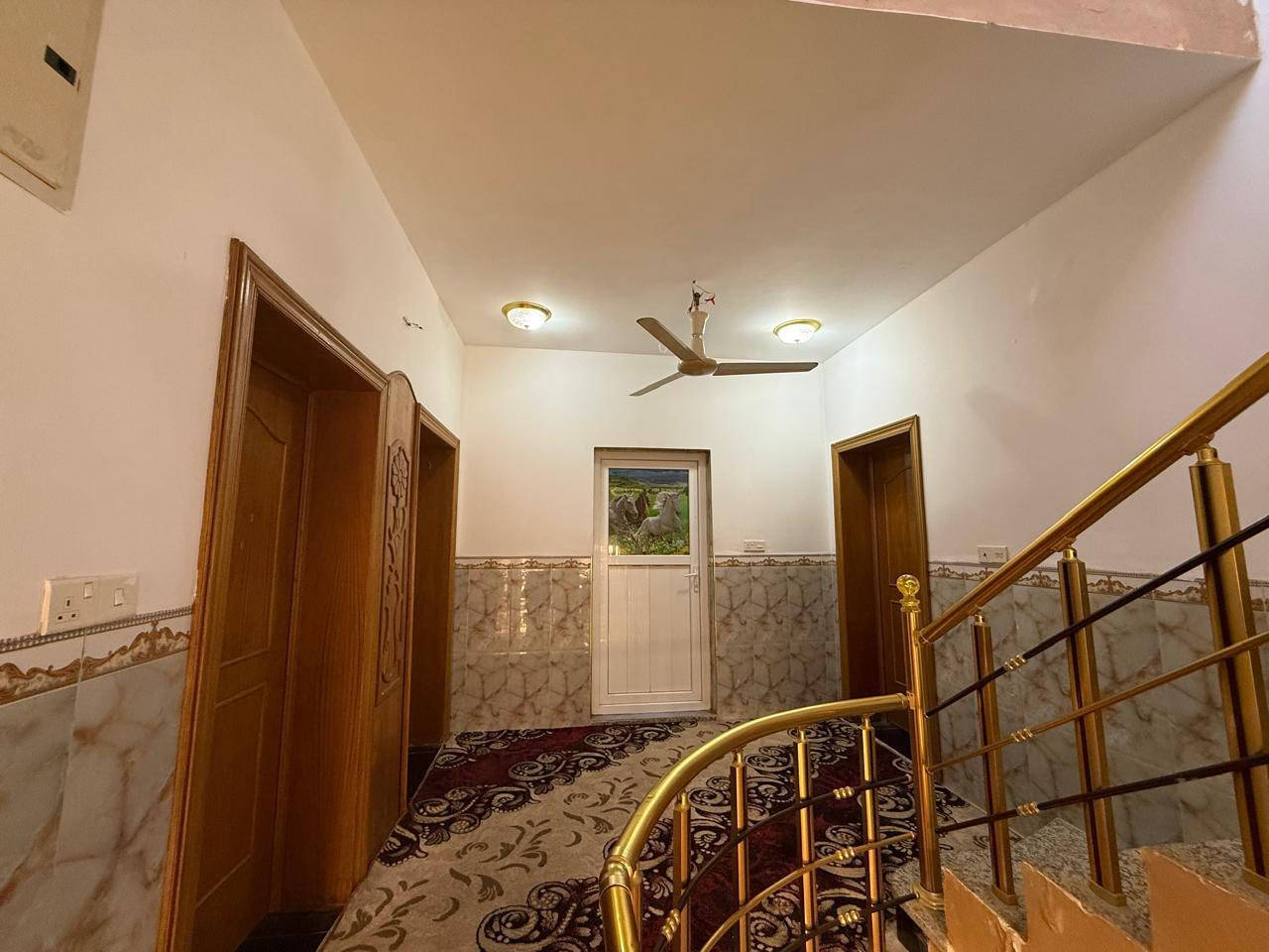 ✨🏠 إعلان رقم (825)

تُعلن الظلال العقارية عن توفر دار للبيع بمواصفات مميزة في 📍 كربلاء – حي التحدي

🔹 المساحة: 100 متر مربع
🔹 الموقع: ركن مطل على ساحة
🔹 الواجهة: 7.5 متر
🔹 عدد الطوابق: طابقين
🔹 سنة البناء: 2016
🔹 الدار نظيف جداً وجاهز للسكن

فرصة ممتازة لمن يبحث عن موقع هادئ ومميز مع إطلالة مفتوحة ✨

📞 للاستفسار والاتصال:
***********
***********
***********

📍 أو زيارة موقعنا: كربلاء – حي الحسين – شارع المصلحة

الظلال العقارية
ثقة • مصداقية • اختيار موفق 🤝
