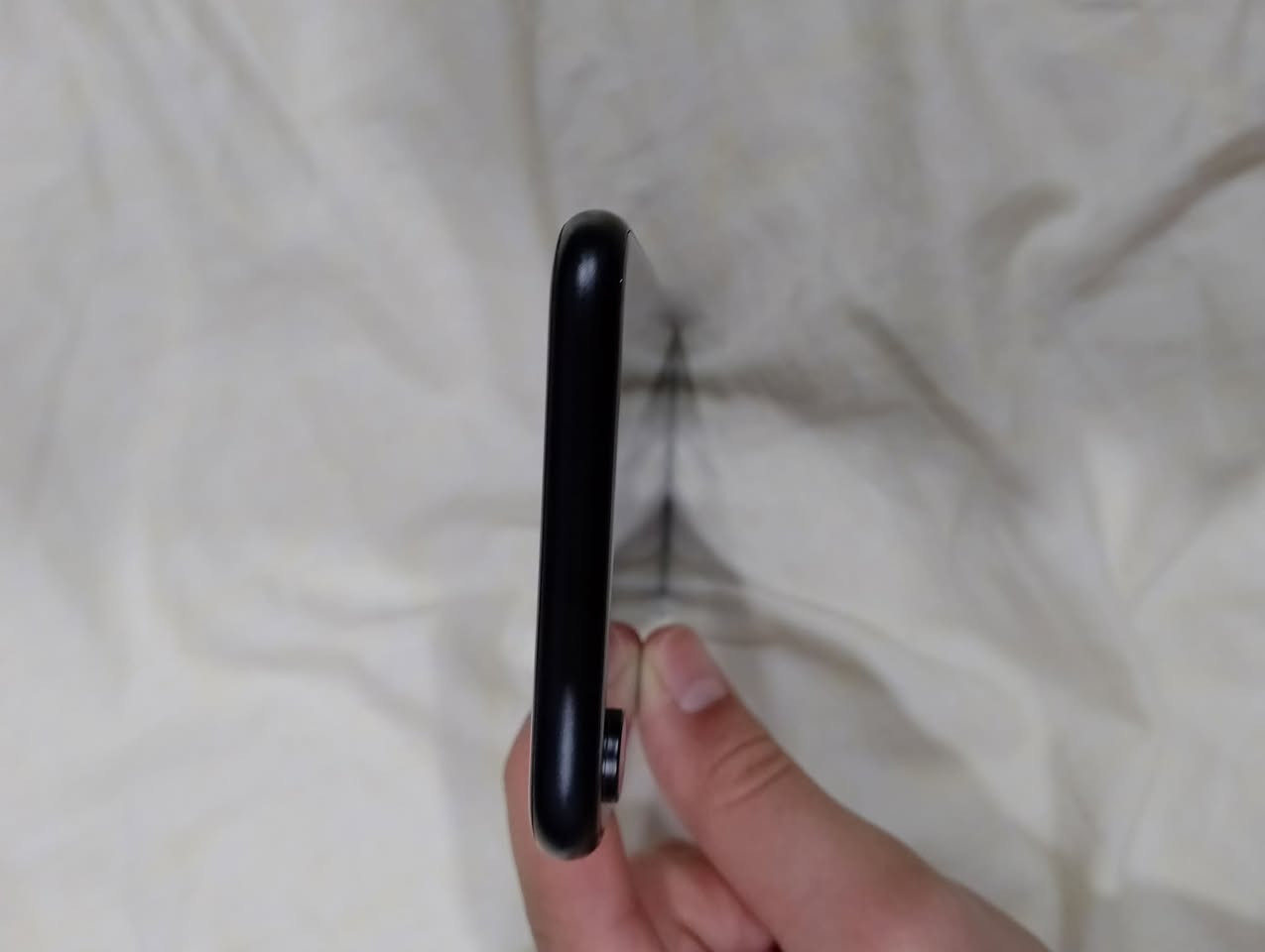 للبيع فقط
آيفون اكس آر 
نضافه 95%
بطاريه 80لا مبدله ولا مرفوعه 
ذاكره 64
جهاز ما مفتوح شرط حاسبه 
السعر 180وبي مجال


**إذا كنت صاحب هذا الإعلان وتريد حذفه لأي سبب، رجاءا أرسل رسالة إلى الدعم الفني**