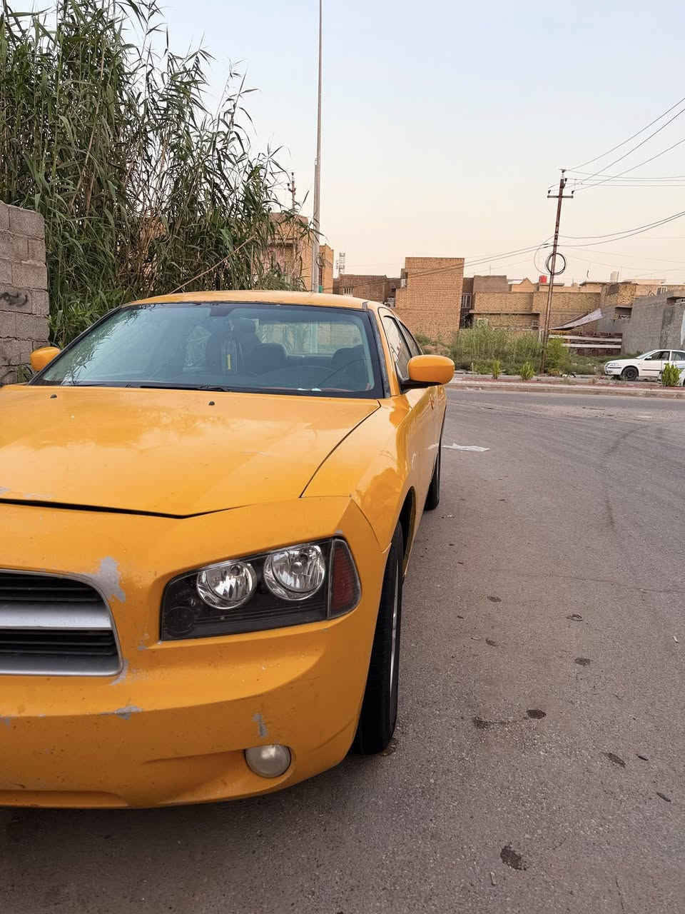 السلام عليكم جارجر موديل 2010  بأسمي هزه جديده رقم انبار مشروع وطني تحويل ثاني يوم مكاني واسط  - الكوت حادثهه جاملغ خلفي مصفره هيئه وغرامات سياره جاهزه للشغل خطهه كوت بغداد 
سعرها 73  بيع سريع  وبيها مجال بسيط .
***********
***********
