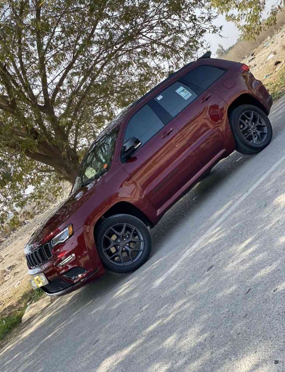 السلام عليكم للبيع او مراوس ***********
جيب 2020 لمتد x
رقم بغداد جديد وهزة جديد وعليها ادمة كاملة ما ينقصها اي شي صور الحادث مرفقة بلمنشور فقط
البنيد مبدل 
ماشية 82 ميل
المحرك : V6. 3.6L .
* دفع رباعي 4x4 .
* تحذير النقطة عمياء
* دخول ذكي
* سقف بانوراما .
* شاشه كبيرة 8.4 انج .
* نظام الخرائط (GPS) .
* المصابيح زنون + لد نهاري + كشافات .
* تشغيل عن بعد .
* ماوس تحكم وضعيات
* صندوق كهربائي شفط
* حفظ وضعيات الجلوس
(ميموري) .
* المقاعد الأمامية كهربائية .
* المقاعد الأمامية تدفئة
* حساسات خلفية .
* تدفئة ستيرن .
* مرايا قلاب و تعتيم ذاتي
* مانع تصادم خلفي رادار
* محدد سرعة .
* نظام التشغيل والاطفاء
Auto Start) الاوتوماتيكي
• (System
* نظام بريك اوتماتيكي (Auto
Break Svstem
