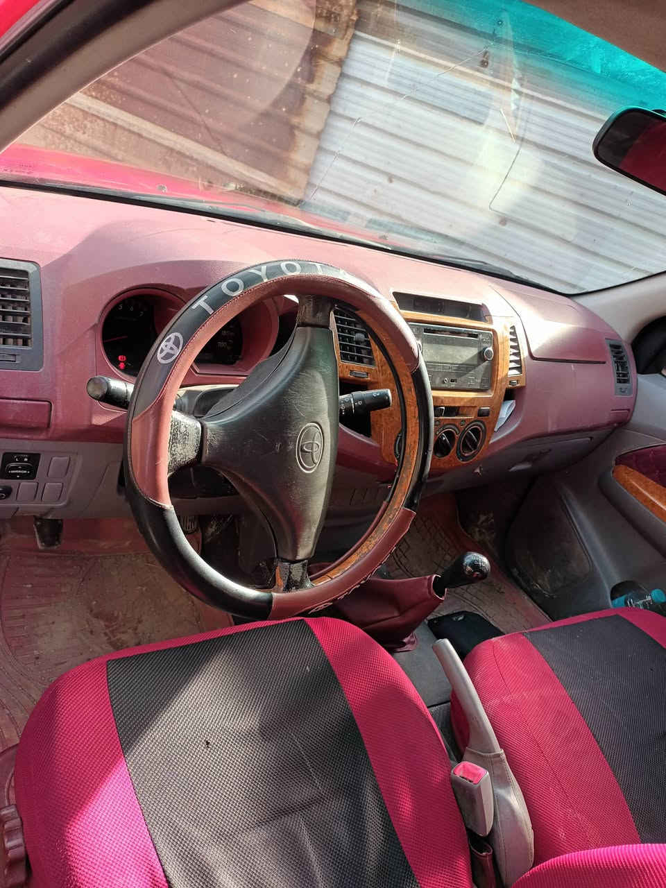 سلام عليكم
سياره فلاونزه  للبيع موديل2009 
بيها جاملق مبدل وبنيد مصبوق رقمها بصره انكليزي جديد شاصي 19 
المكان البصره  قضاء المدينه
الاستفسار ***********
