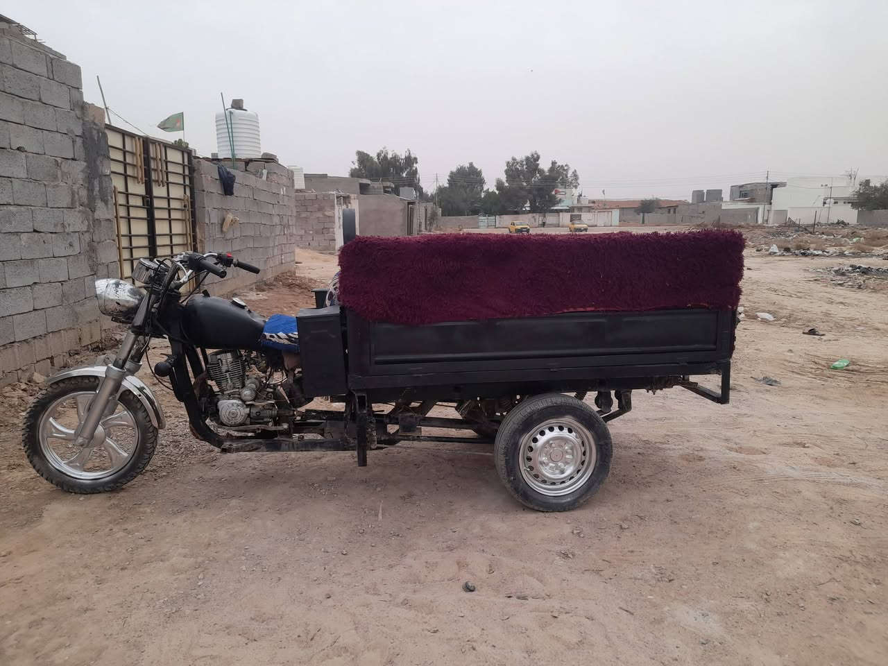 السلام عليكم 
ستوته للبيع جمرة
موديل 2018والمكينه بيه 2023
الستوته كامله كبل للشارع 
يرادلهة ترتيب شويه 
الركبه ملحومه 
المكان بغداد جسر ديالى القديم
***********سعر700وبيها مجال
