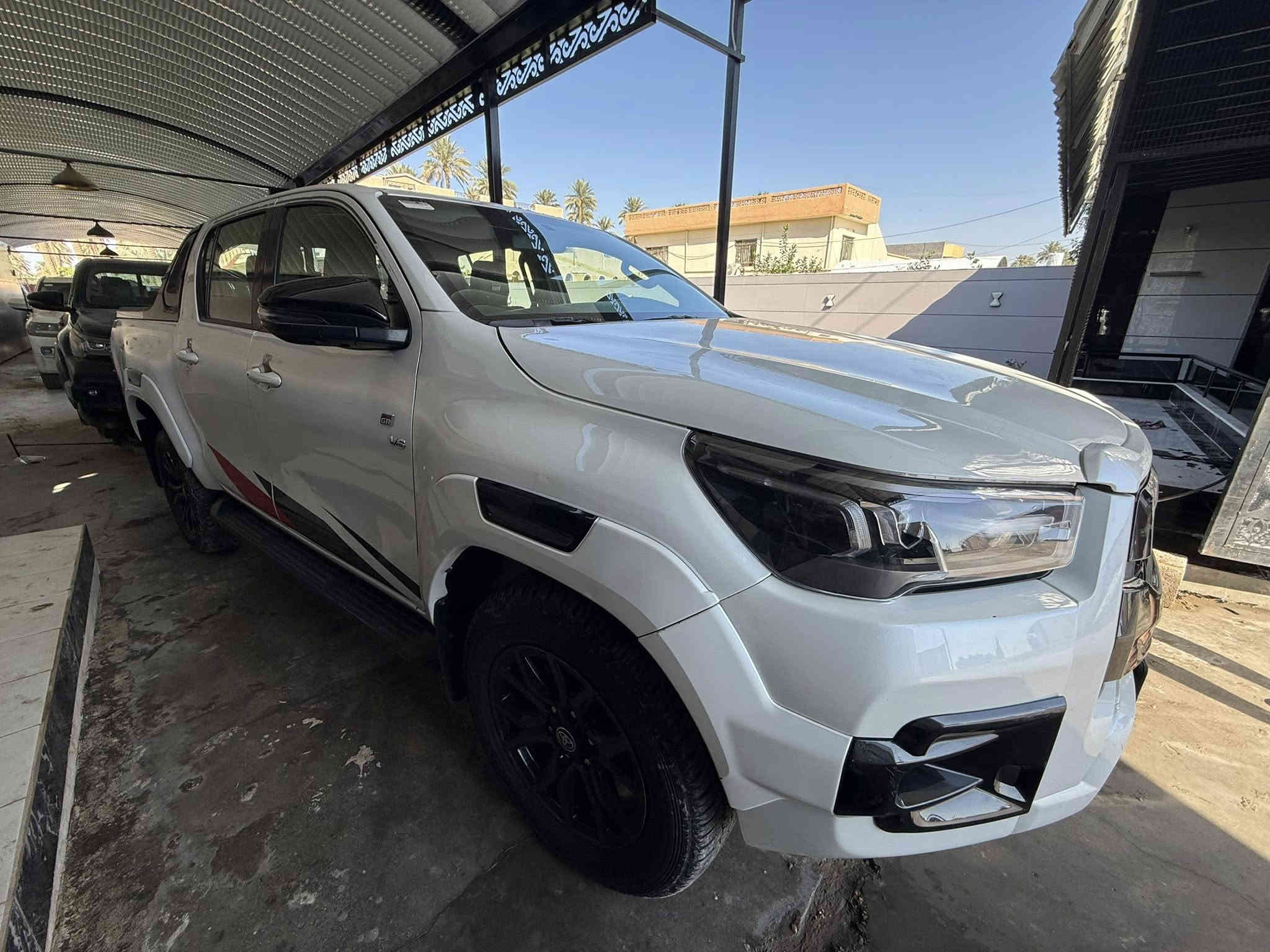 هايلوكس GR موديل 2023 رقم أربيل 6 سلندر فول مواصفات سعرها 330

الشراي يتصل ويدلل واذا مراوس عادي اراوس حسب القناعه 

مكان بغداد الدوره 

***********
***********
