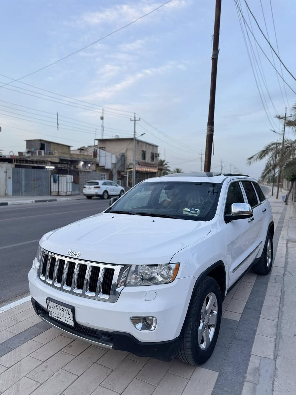 سلام عليكم.
سياره جيب. خليجي. فول. مواصفات  مديل ١٣/  
كشنات مخمل +تدفاء. تبريد +كهرباء 
 السياره بيه. جاملق صبغ. +باب السدر +باب  الوره. نصه. ملاون وياه 
بدون دواخل.  بدون شواصي او لغد. +البك لايت الخلفي. بي كارت صغ. كلش.  قليل  
مكينه كير كفاله تبريد كفاله/سياره بصمه. دخول. ذكي   زنون عالي ناصي   سياره ما ناقصه برغي سعر ///١٥٨وبيه مجال 
***********
