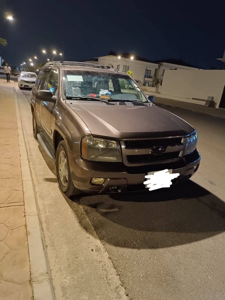 شوفرليت بلايزر وارد كندي مكفول من الضربه بيه قطعتين بارد ورشات قليله سونارها موجود موديل 2008 بجم تاهو رقم اربيل دولي سنويه لغايه 2030 محرك قبق ابيض جديد گير جديد حداديه وتبريد وكهربائيات وكامرة خلفيه وشاشه كلها جاهزة غرفه لون اسود جدا نضيفه للتواصل 
***********
***********
السعر 105 وبيها مجال قليل
