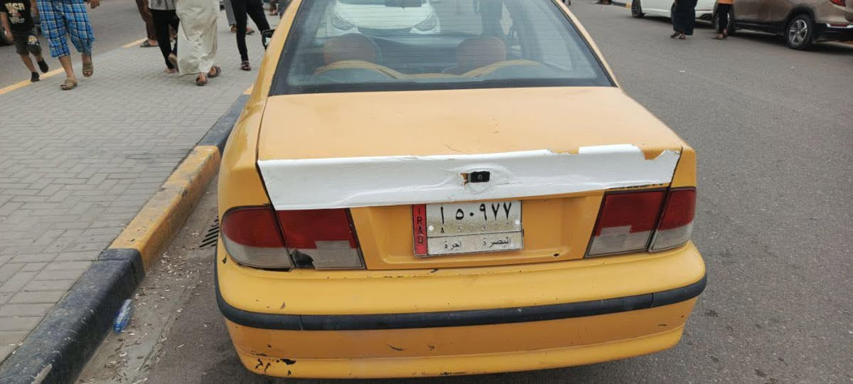 السلام عليكم
سياره سمند 2010 
سنويه نهايتها بشهر الثاني 
مصفره هيئة وغرامه 

سياره نظيفه  وحلوه 
البدي  شوف العين 
سعرها مناسب  15 ورقه وبيها مجال بسيط 
***********
