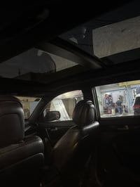 سياره سورنتو وارد امريكي موديل 15حادثها جاملق وبنيت بدون دواخل فول موا...