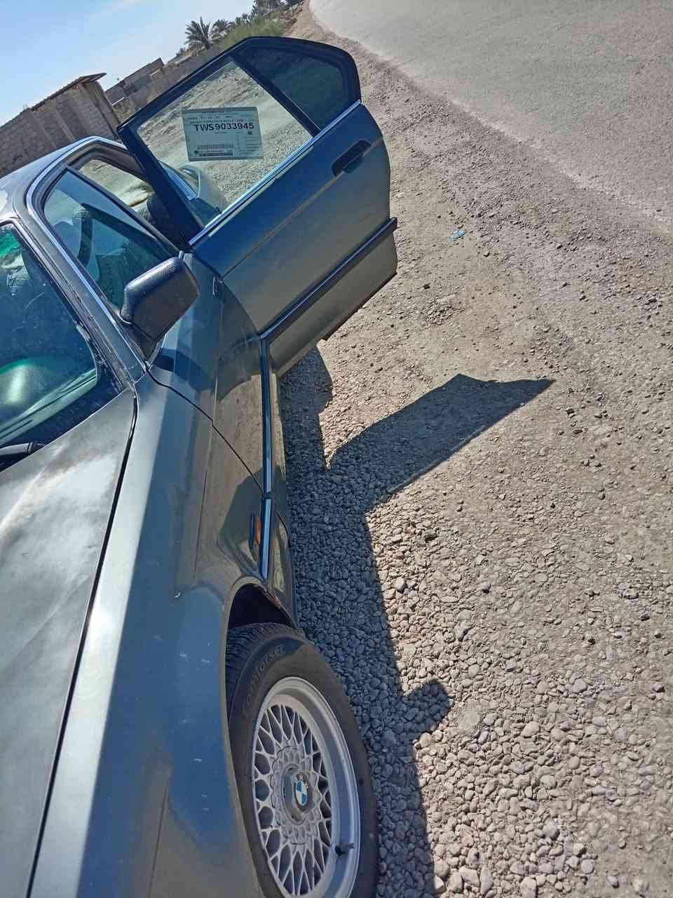 السلام عليكم BMW730السياره خير من الله نقصه بس غاز مكان السياره حله دبله سعره 42اوبيه مجال رقمه كربله راعيه دبله الشراي يتصل ***********
