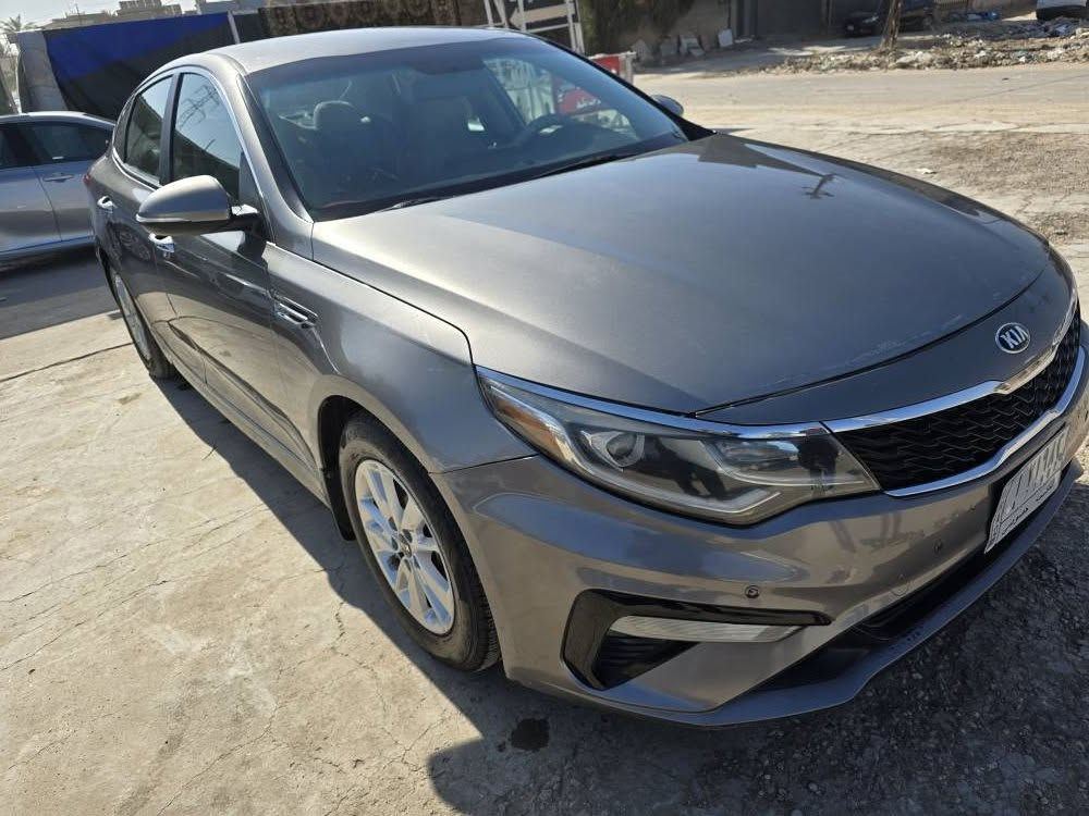 السلام عليكم اوبتما موديل 20  رقم معوقين سنه وينفك حجزها الضرر مؤشر بلصور فقط المؤشر مصبوغ والباقي كلين قطعه وحده مامبدل اي قطعه السعر 122  
***********
