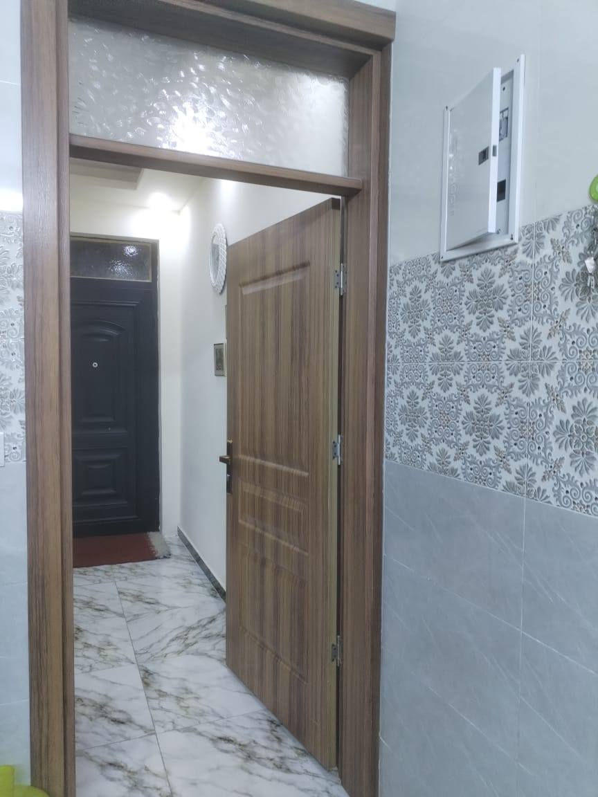 دار زراعي حديث للبيع سند ٢٥ منطقة السبع ابكار فرع جوهرة لبنان الجديدة المساحة ٥٦ متر يتكون من استقبال ومطبخ وثلث غرف نوم وحمام عدد ٢ ومنور وبيتونة وسطح والمنطقة خدمات كاملة الاستفسار ***********
