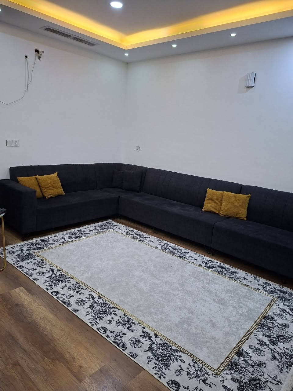 طخم حرف L للبيع اخو جديد اتصال على الواتساب ***********  اربيل
