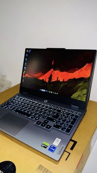 Lenovo LOQ 15IRX9  المعالج:i7-13650HX كرت الشاشة: NVIDIA GeForce RTX 3...