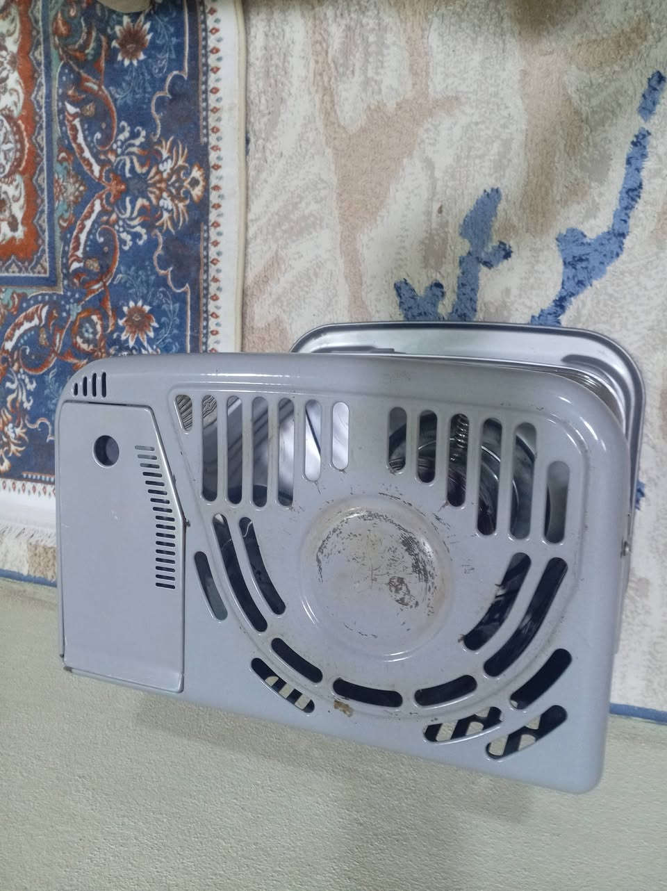 صوبه مستعمله للبيع سعره 40 مكاني أيسر الرشيديه***********
