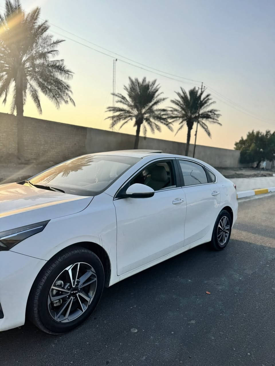 السلام عليكم للبيع
K3 2023 تجميع الصين 
 السياره فول مواصفات 
ومكفوله من من اي شي
داخلهة جلد تبريد قطعتين 
كير ومحرك مكفولات 
السياره بلاديه كلشي ممبدل بيهة
محرك 1500 دبل نوزل المرغوب
ماشيه 45 الف 
السعر 143 وبيهة مجال حك الجيه 
العنوان الحبيبية
 ***********
