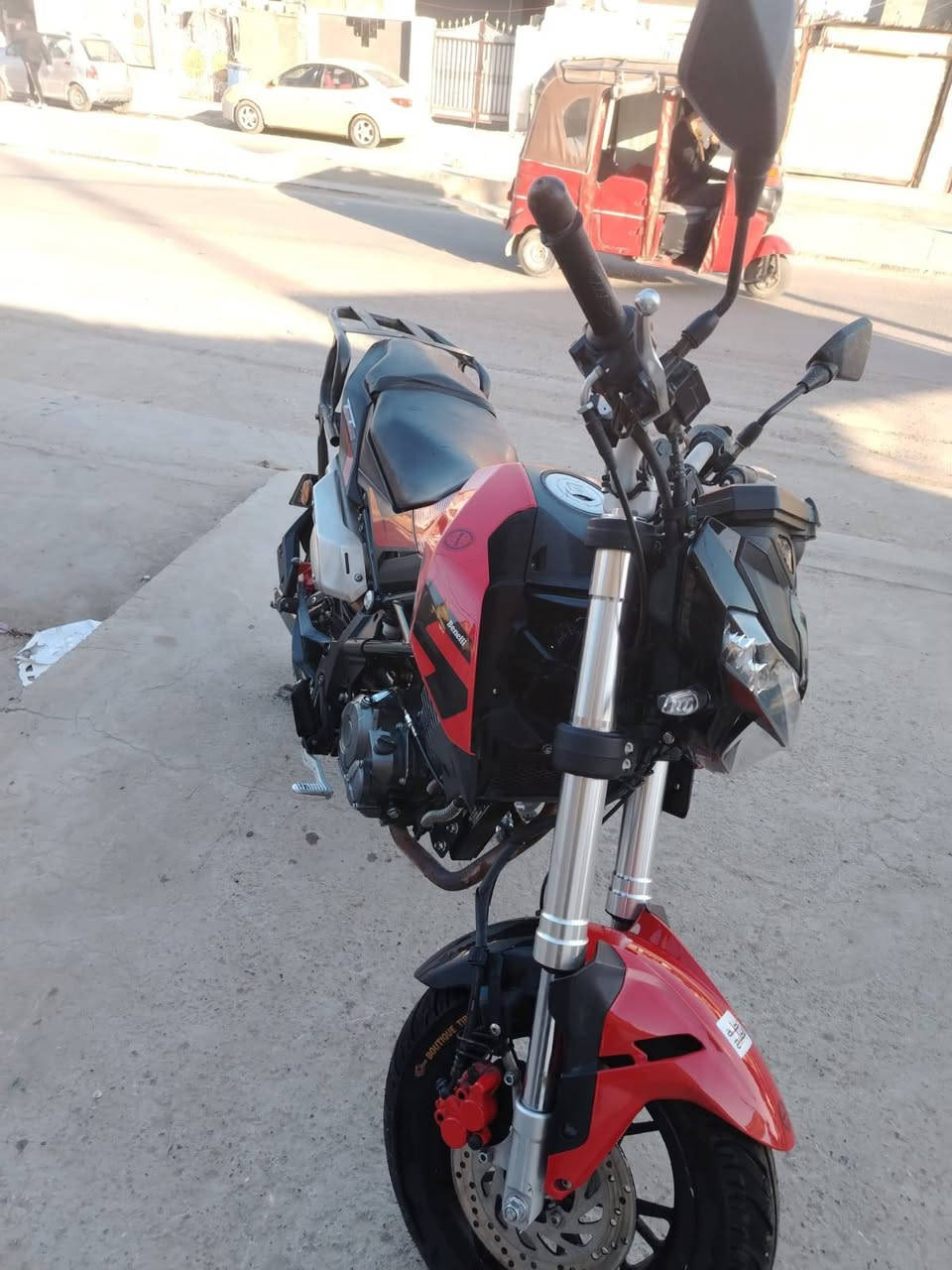 سلام عليكم دراجه بنلي135 موديل2022 نازله ب2023 رقم بغداد تحويل مباشر  ماشية 14  الدراجه ممفتوحه  تايرات زوج جديد وياها سيباية وصندوك قماش عنواني بغداد حي اور ***********
