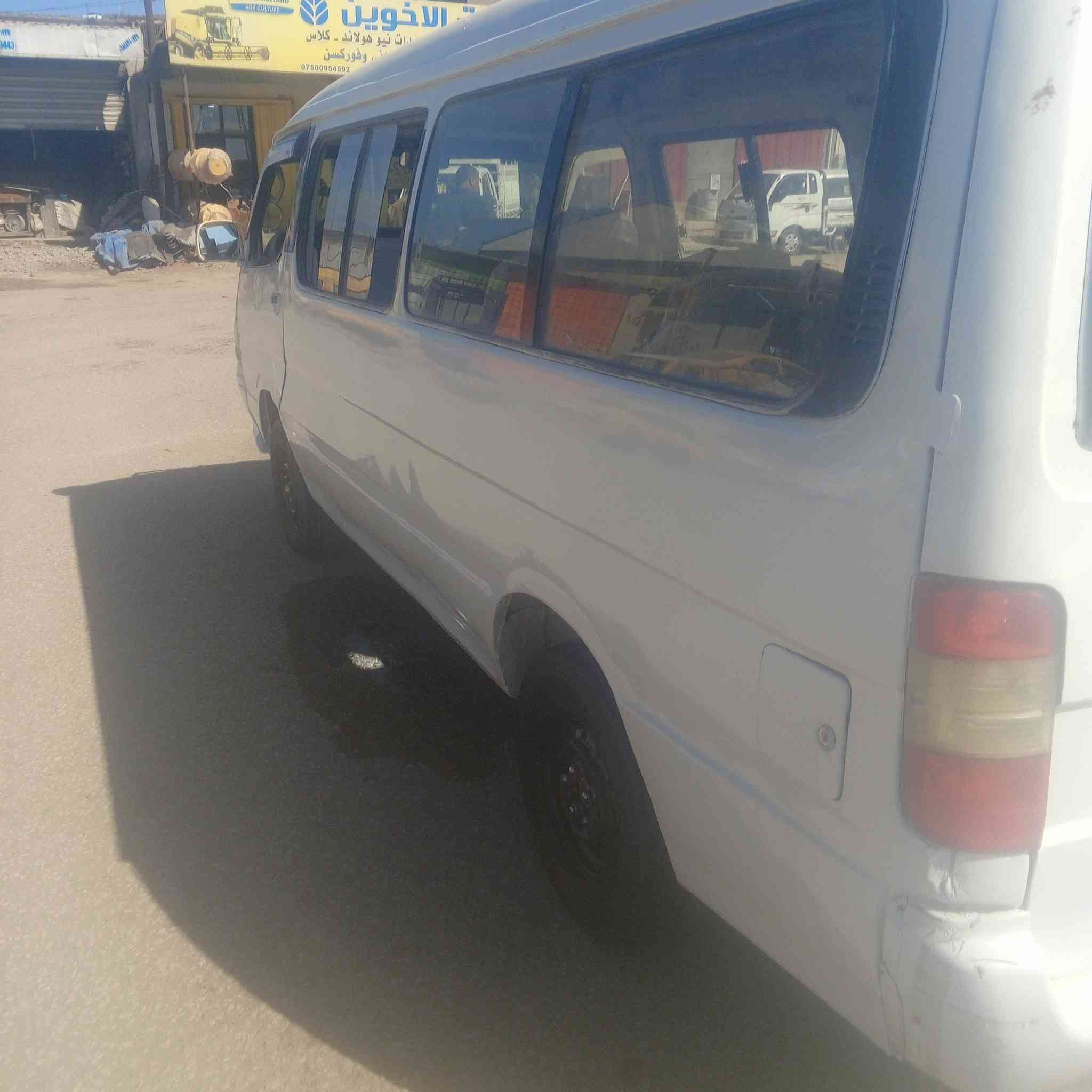 السلام عليكم فاتون مديل 2010 مكينه وكير واكسن خير من الله سياره جاهزه السعر 20 وبيها مجال مكاني بابل جبله ***********
