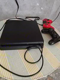 بلاي 4 سليم • مهكر