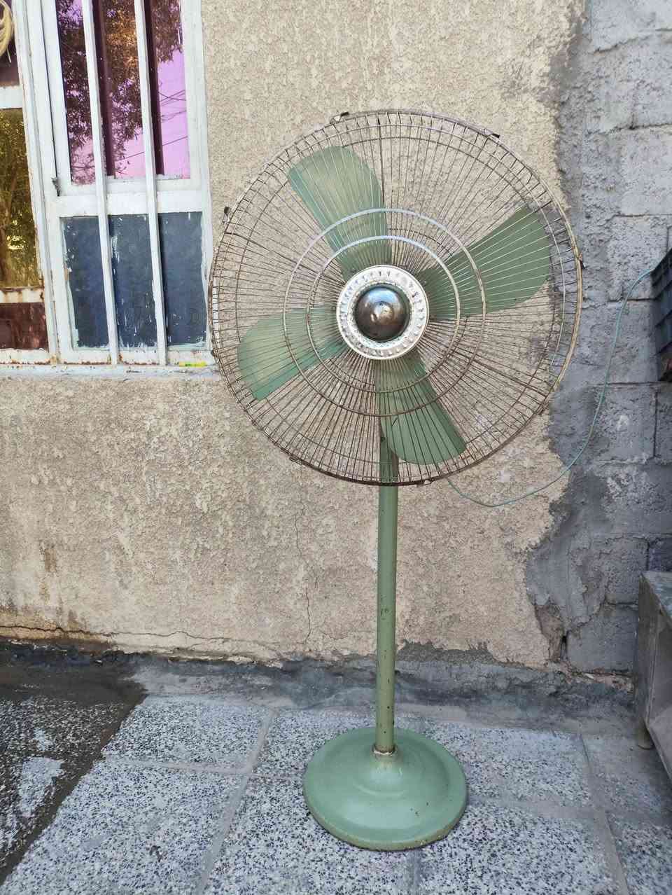 للبيع السعر 45 شغاله ع الفحص مكاني بغداد مدينة الصدر ***********
