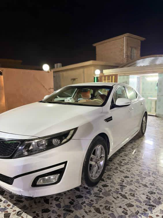 سلام عليكم 
اوبتما 2016 خليجيه مكفوله 
محرك 2000 دوش
رقم بغداد تحويل مباشر 
ماشيه 130
سياره جديده مكفولة 
بيه بارد ماشر عليه بصور الاخيره
تخم تاير جديد 
صدر جديد 
سعر 152
مكان الانبار الكرمه

***********
***********
