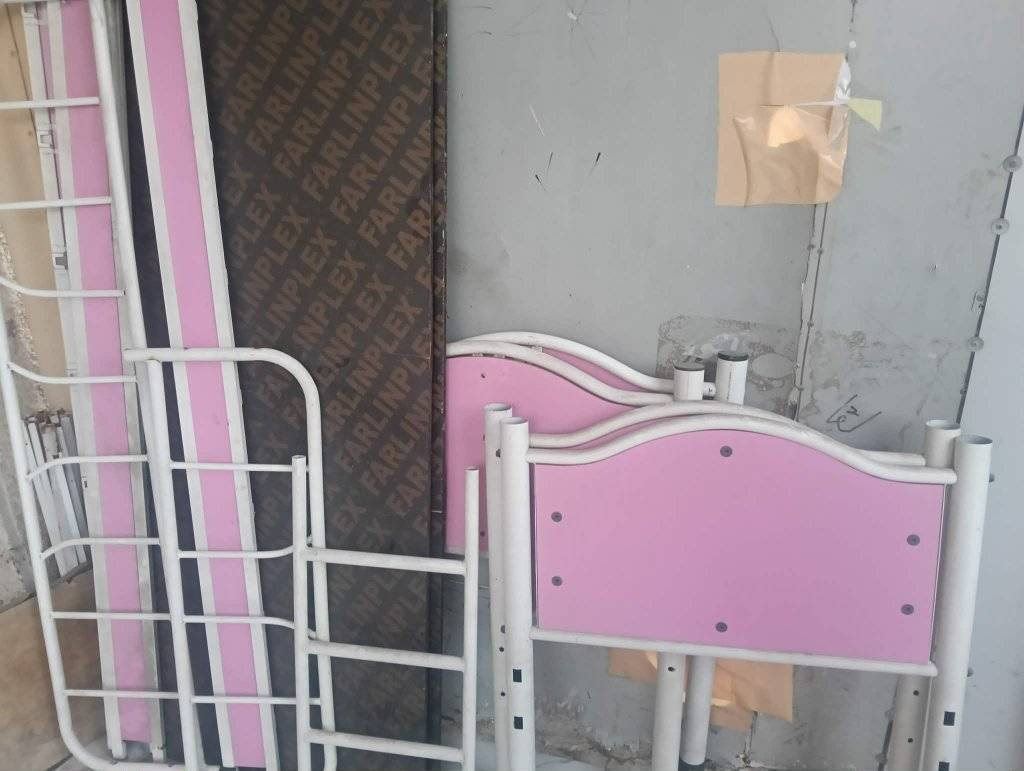 جرابي زوج كلش نضيف السعر 75 وبي مجال العنوان البياع شرطه الرابعه


**إذا كنت صاحب هذا الإعلان وتريد حذفه لأي سبب، رجاءا أرسل رسالة إلى الدعم الفني**