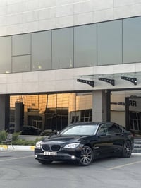Bmw 730 f02  موديل 2011 خليجي زيرو مال عراق  السياره فول خواصفات مكفول...