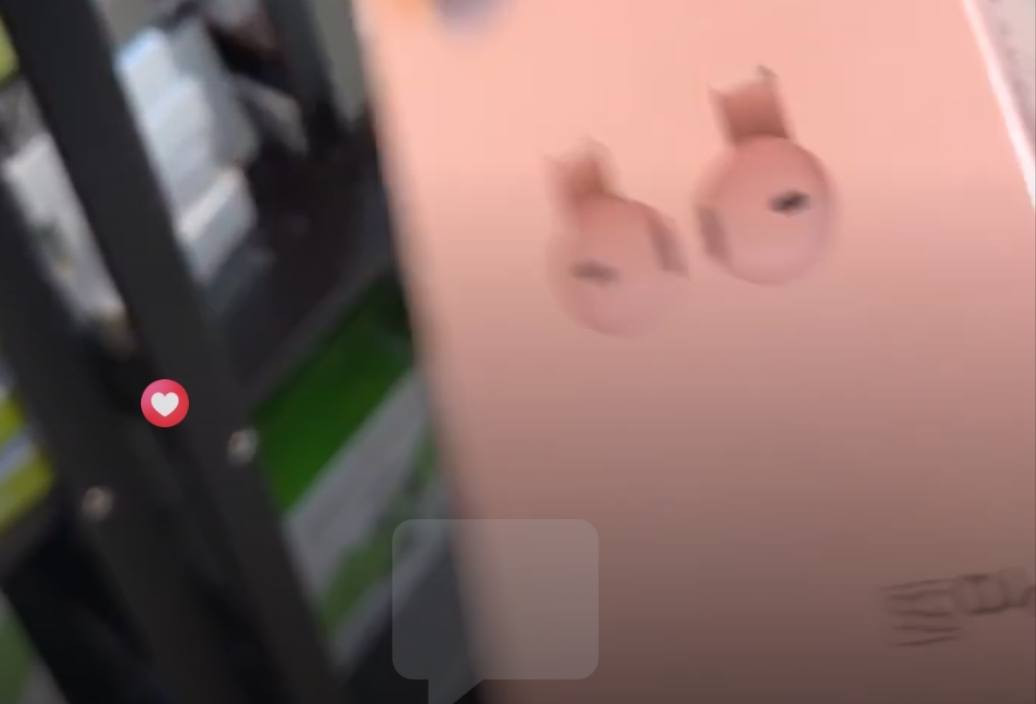 مجموعة هيد فون وكل الانواع بسعر واحد فقط 6الف القطعه


**إذا كنت صاحب هذا الإعلان وتريد حذفه لأي سبب، رجاءا أرسل رسالة إلى الدعم الفني**