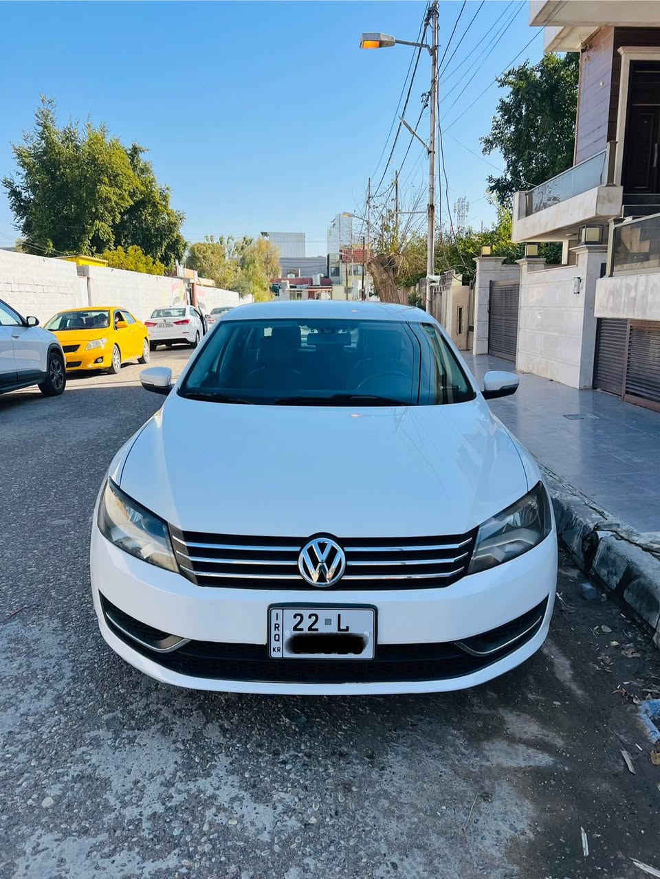 السلام عليكم 
باصات 2014 وارد خليجي
المواصفات : 5 مواصفات المعروفة 
_ _كشنات تدفئه  
_ _شاشه جبيرة 6 اقراص 
_ _تحديد سرعه  
_ _تحكمات استيرن 
_ _ حساس مطري بالماسحات 
_ _ تبريد قطعتين 
وباقي مواصفات معروف
وسياره مال بيت ونظيفه حيل
هزه راقم سنويه بسمي لحد 2031 كول جديد 
‏ما شاء الله سيارة كلش نظيف مرتب بدون مصرف 
سياره جاهزه صدر امامي خلفي جديد 
بى 4مكان شبر صبغ بدون دواخل بدون ايرباك 
تخم تاير  جديد  دينار مابى مصرف 
 سياره ‏كلش نظيف مثل ما واضح في الصورة 
سيارة حيل نظيفة ماتحتاج دينار وبالعافيه عالياخده واستفسار اكثر خابر صاحب السيارة ***********
مكان سياره كركوك 
 ‏ملاحظة إني مكلف الناشر ما أجاوب على التعليقات ما متواجد عالفيس شراي خابر صاحب السيارة وتحياتي للجميع كركوك, العراق
