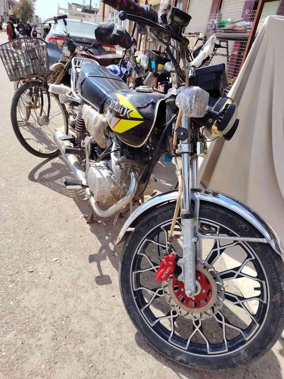 سلام عليكم موطور موديل 
24 كلو شرط البيع السعر 650وبي مجال غليل 
الموقع الحويجه الداخل


**إذا كنت صاحب هذا الإعلان وتريد حذفه لأي سبب، رجاءا أرسل رسالة إلى الدعم الفني**