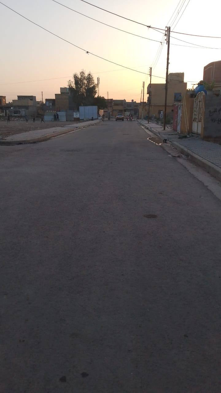 سلام عليكم بيت 100متر للبيع
طابو ملك صرف يتكون البيت من طابقين يحتوي على ثلاثه
غرف نوم وحمامات عدد 2 مطبخ صاله عنوان الحسينيه مال راشديه مصقط قرب عمارة مصري سعر 62 بي مجال بصيط 
***********
